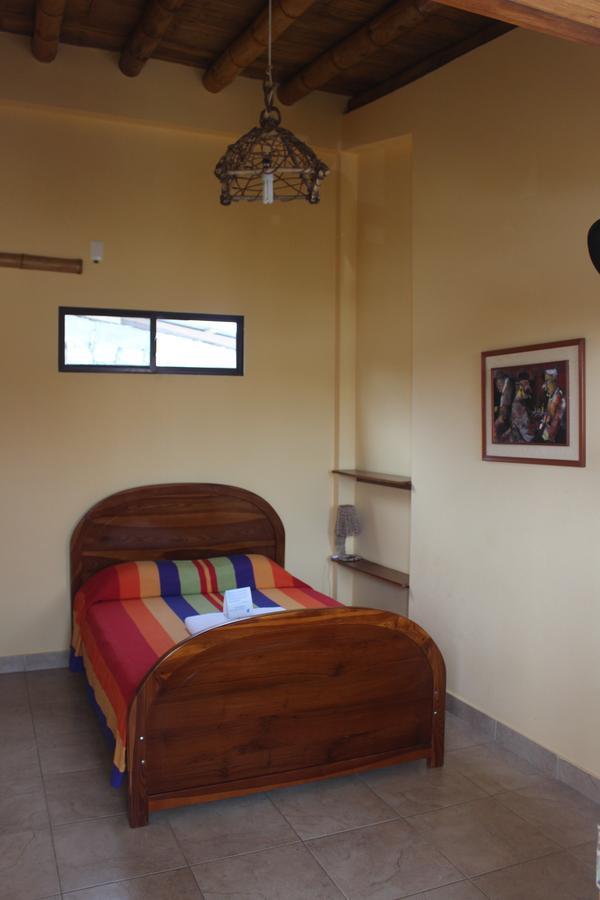 La Mariposa Hostal Олон Экстерьер фото