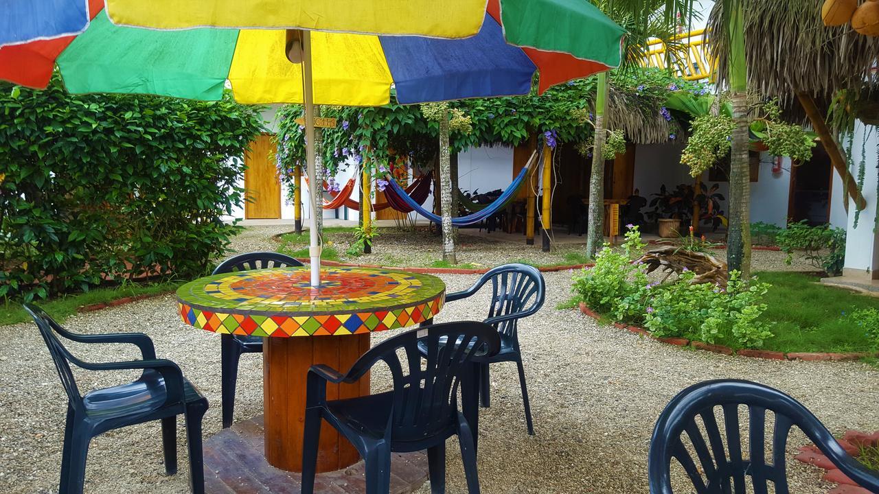 La Mariposa Hostal Олон Экстерьер фото