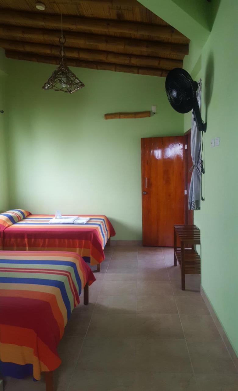 La Mariposa Hostal Олон Экстерьер фото